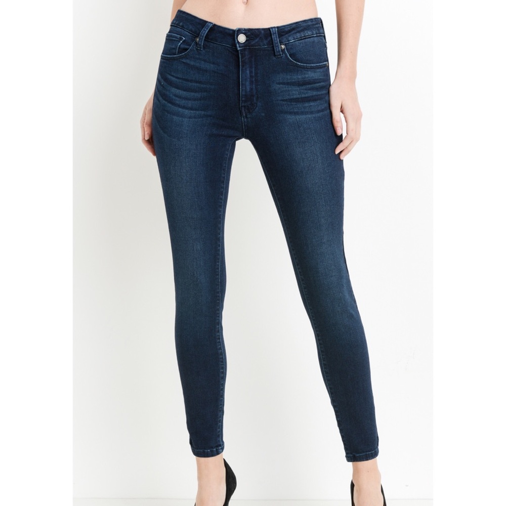 Just Black Women's Skinny Jeans in Dark Indigo